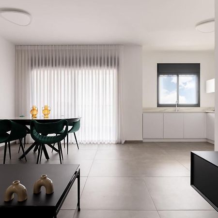 Stunning And Spacious In Kiryat Ata Qiryat Ata エクステリア 写真